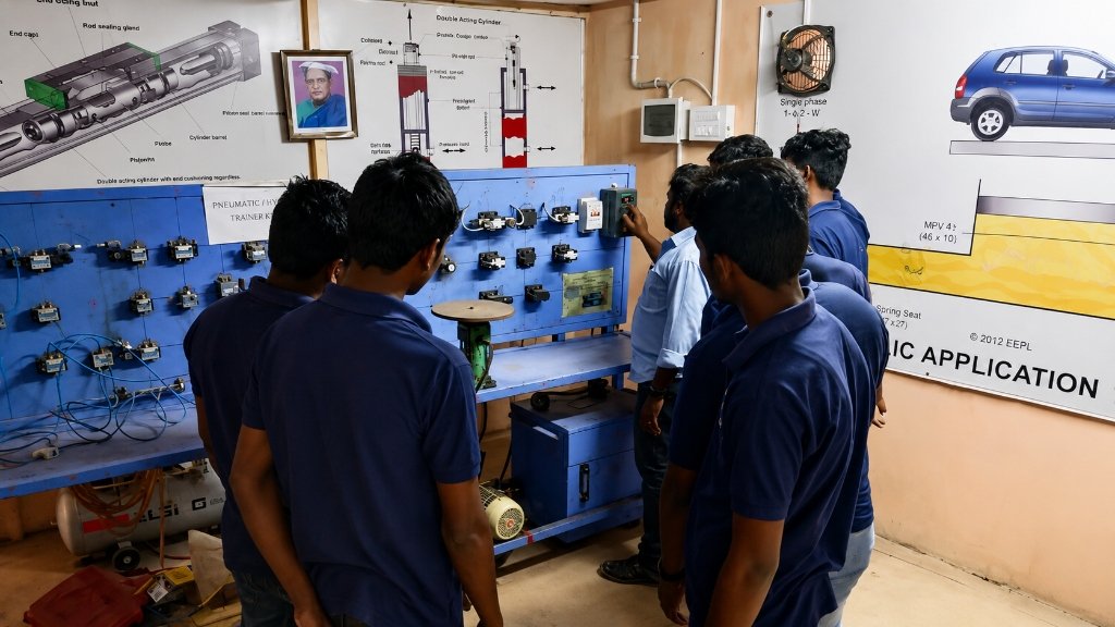 Electric and Mechanical Workshop Lab 3